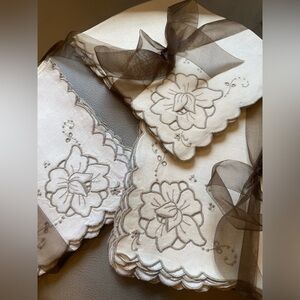 Vintage Hand embroidered Linen Madeira napkins 12